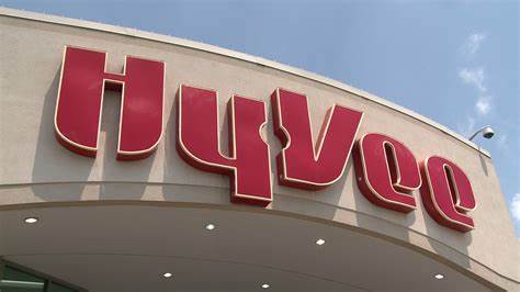 Hy Vee store front